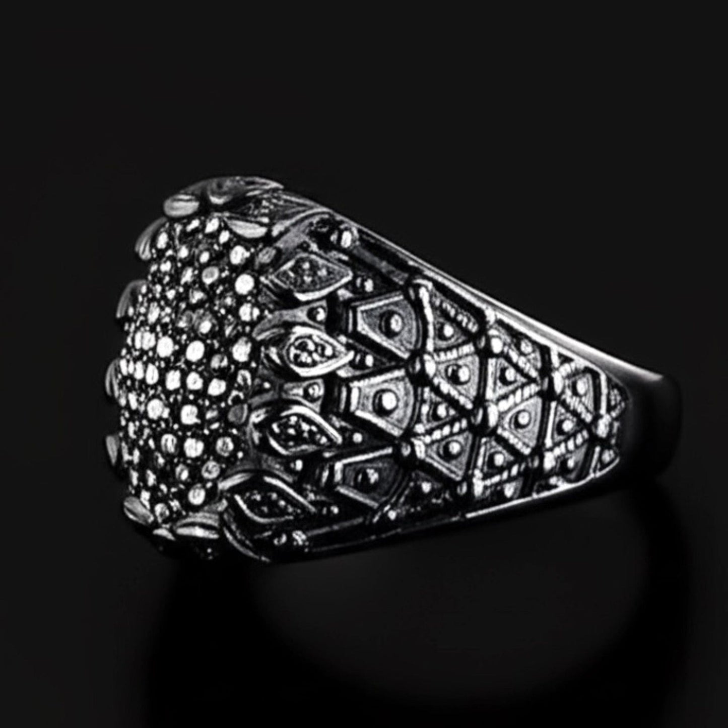 THE MEN THING Rings Royal Series - BLACK DOMINION RING - Pure Stainless Steel Men’s Black-Plated Ring – Statement Luxury Jewelry (Size : 19-21-23)