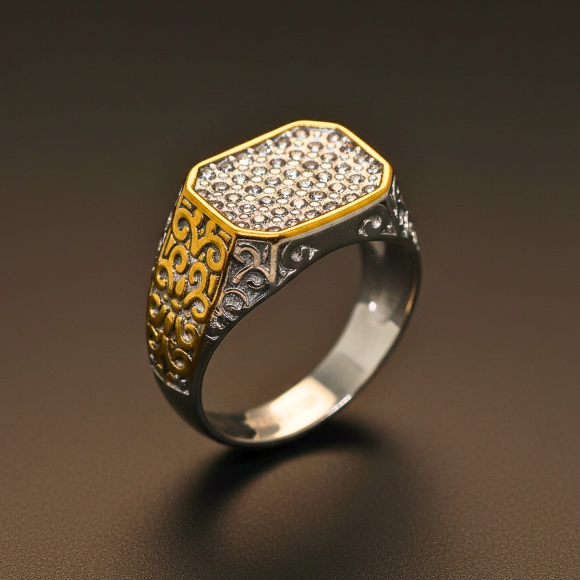 THE MEN THING Rings Royal Series - CROWN HEX RING - Pure Stainless Steel Men’s Gold-Plated Ring – Statement Luxury Jewelry (Size : 17-21-26)