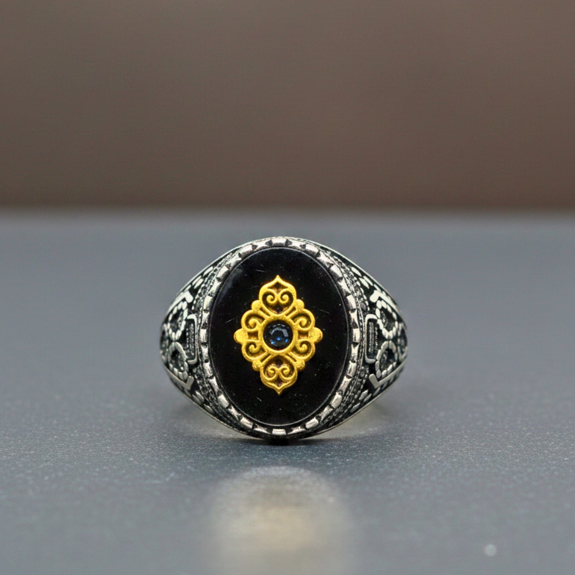 THE MEN THING Rings Royal Series - IMPERIAL GLYPH RING - Pure Stainless Steel Men’s Steel-Gold-Plated Ring – Statement Luxury Jewelry (Size : 17-21-22-26-27)