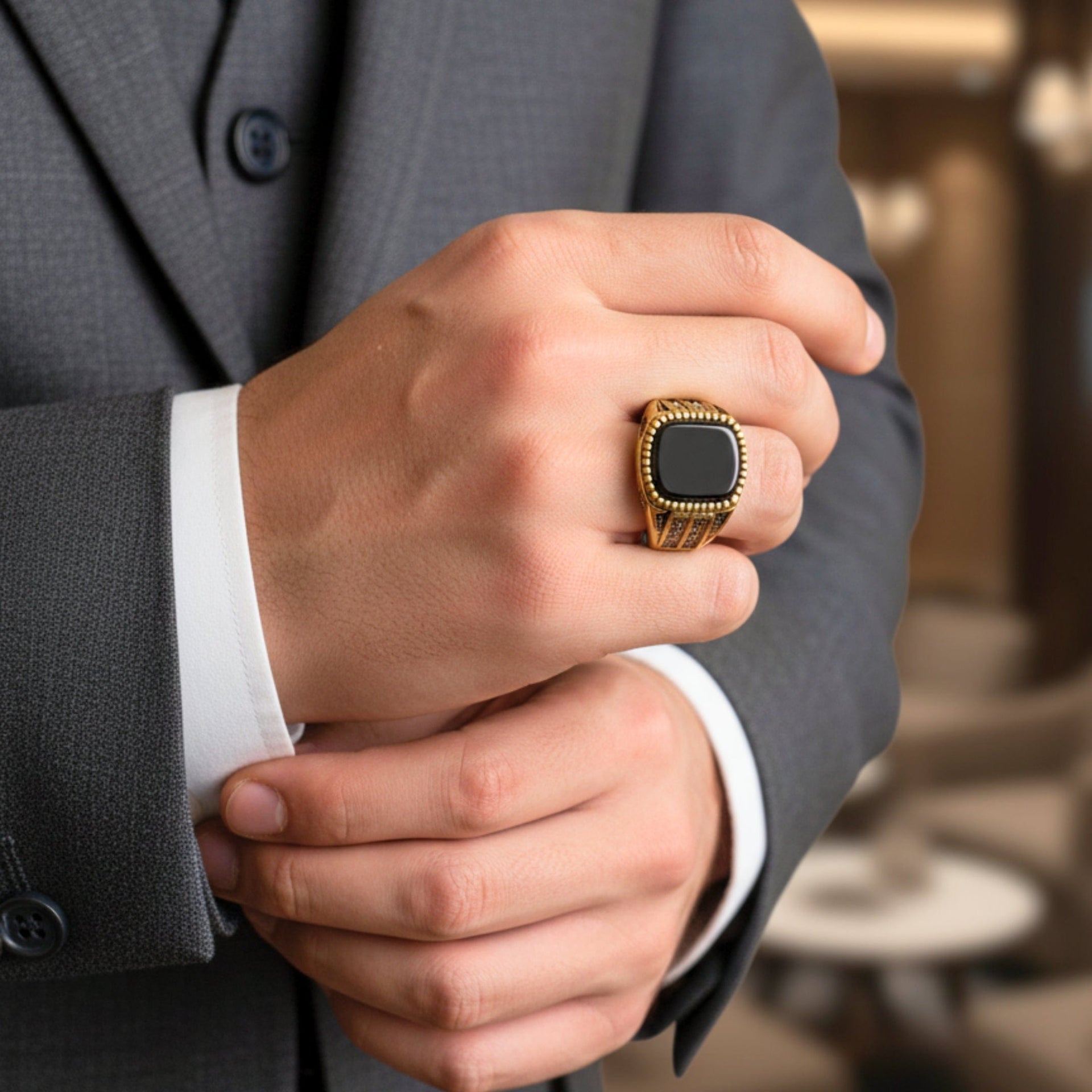 THE MEN THING Rings Royal Series - Obsidian Sovereign Signet Ring - Pure Stainless Steel Men’s Gold-Plated Ring – Statement Luxury Jewelry (Size : 16-19-22-26)