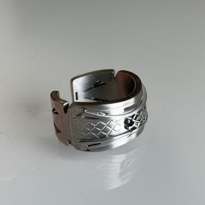 THE MEN THING Rings Royal Series - ROGUE SIGIL RING - Pure Stainless Steel Men’s Steel-Plated Ring – Statement Luxury Jewelry (Size : 19-20-21-22-25)