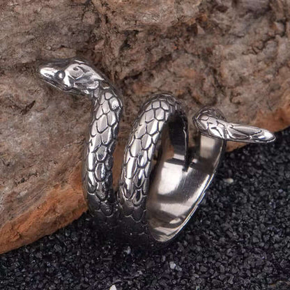 THE MEN THING Rings SERPENTINE  Titanium Steel Ring for Men and Boys (Size-21)
