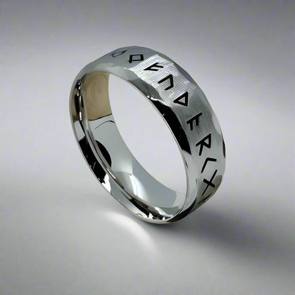 THE MEN THING Rings VIKING AMULET NORSE - Silver Toned Ring - Pure Titanium Steel Ring for Men (Size - 17-21- 24)