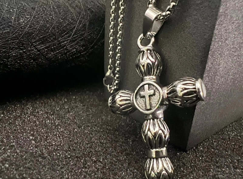 THE MEN THING SS Pendant/ Necklace ALLMIGHTY CROSS -  Alloy Pendant with Stainless Steel 24inch Round Box Chain, American trending Style for Men & Boy