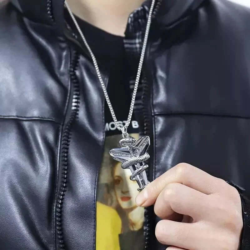 THE MEN THING SS Pendant/ Necklace BLACK MAMBA - Alloy Pendant with Pure Stainless Steel 24inch Round box Chain, European trending Style for Men & Boy