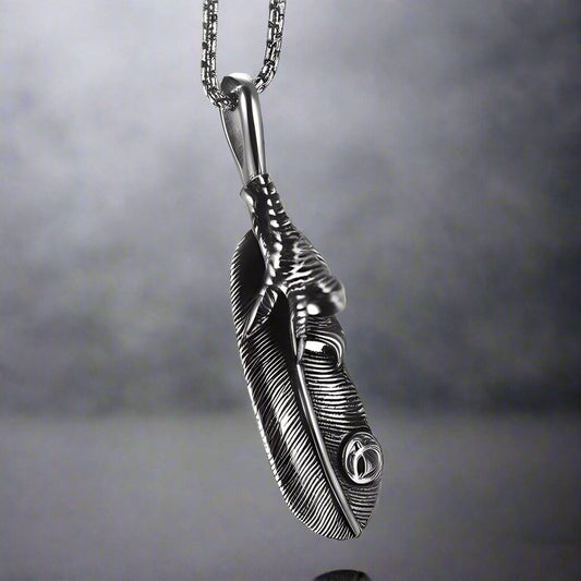 THE MEN THING SS Pendant/ Necklace CLAW LEAF - Alloy Pendant with Pure Stainless Steel 24inch Round Box Chain for Men, European trending Style