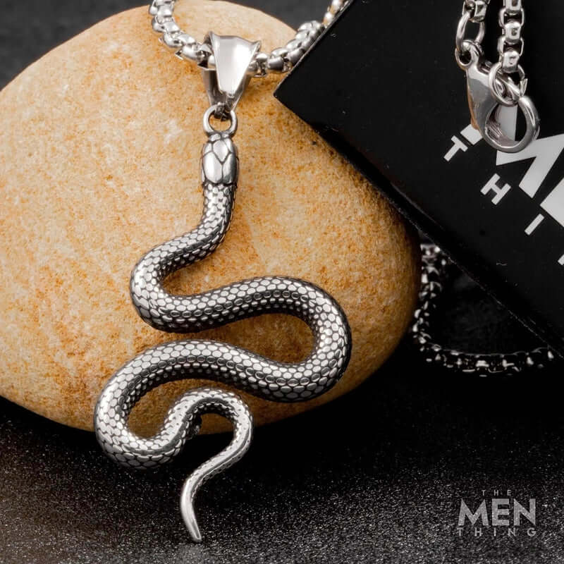 THE MEN THING SS Pendant/ Necklace CRAWLING SNAKE - Pure Titanium Steel Pendant with 24inch Round Box Chain for Men & Boys