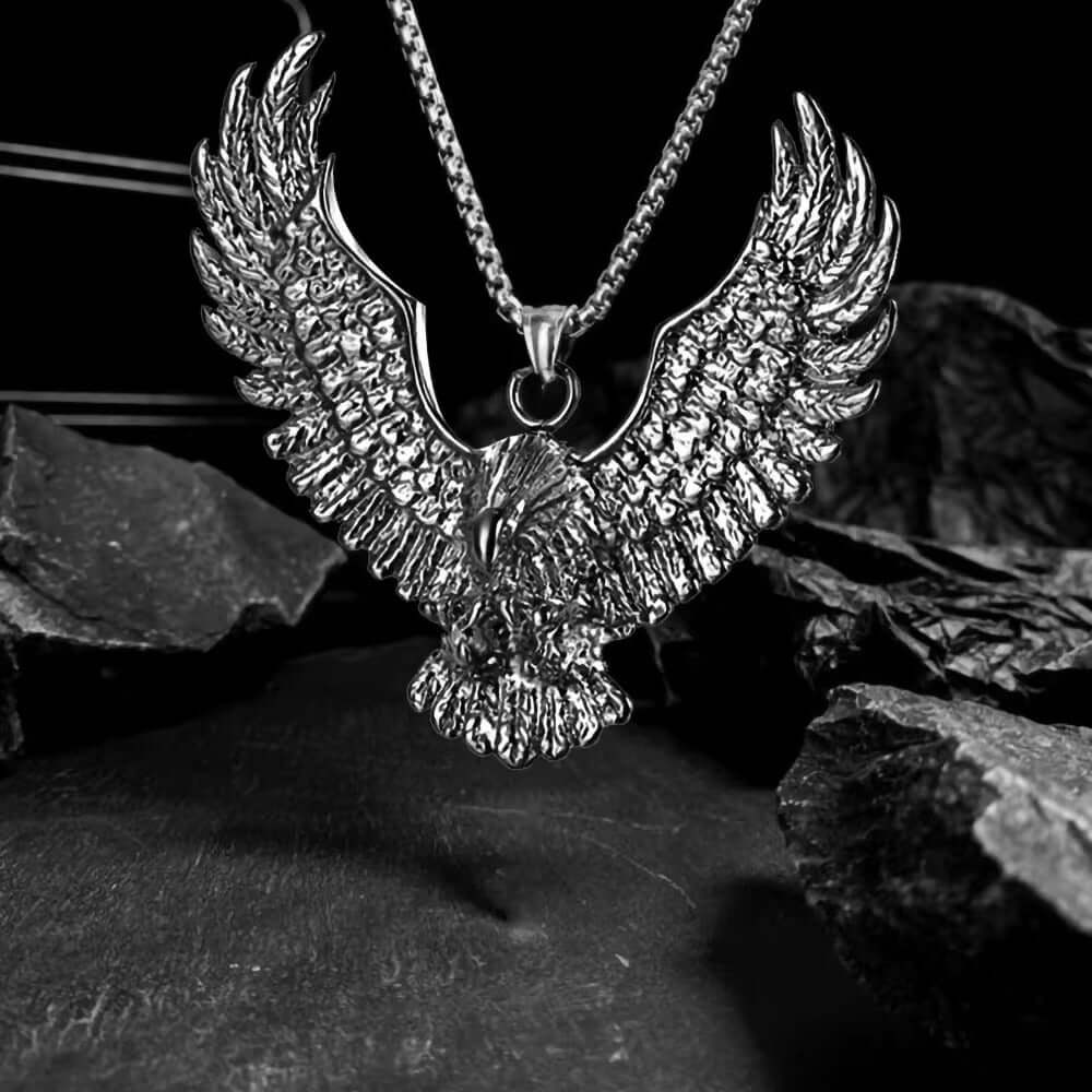 THE MEN THING SS Pendant/ Necklace EAGLE CATCH (T) - Pure Titanium Steel Pendant with Stainless Steel 24inch Round Box Chain, European trending Style for Men & Boy