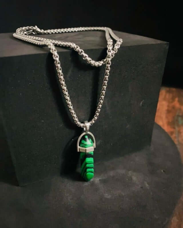 THE MEN THING SS Pendant/ Necklace GREEN LAVA WARRIOR - Spanish Style Neckware with  Pure Stainless Steel 24inch Chain for Men- Round Box Chain & Pendant for Men & Boy