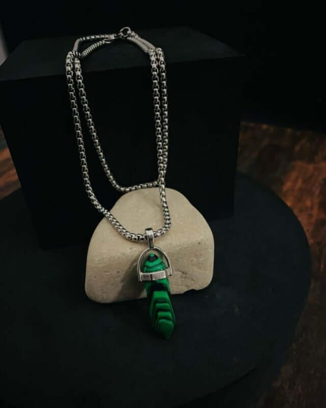 THE MEN THING SS Pendant/ Necklace GREEN LAVA WARRIOR - Spanish Style Neckware with  Pure Stainless Steel 24inch Chain for Men- Round Box Chain & Pendant for Men & Boy