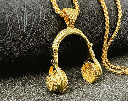 THE MEN THING SS Pendant/ Necklace HEADPHONE GOLD (A) - Alloy Pendant with Stainless Steel 24inch Round Box Chain, American trending Style for Men & Boys