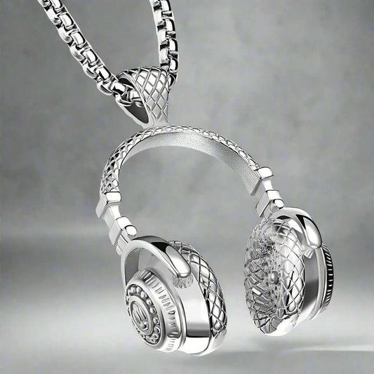 THE MEN THING SS Pendant/ Necklace HEADPHONE SILVER (A) -  Alloy Pendant with Stainless Steel 24inch Round Box Chain for Men, American trending Style for Men & Boy