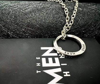 THE MEN THING SS Pendant/ Necklace HELIX - Alloy Circle Pendant with  Stainless Steel 24inch Round Box Chain , Milan trending Style for Men & Boy