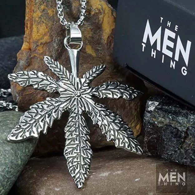 THE MEN THING SS Pendant/ Necklace HEMP-LEAF - Alloy Pendant with Pure Stainless Steel  24inch Round Box Chain, European trending Style for Men & Boys