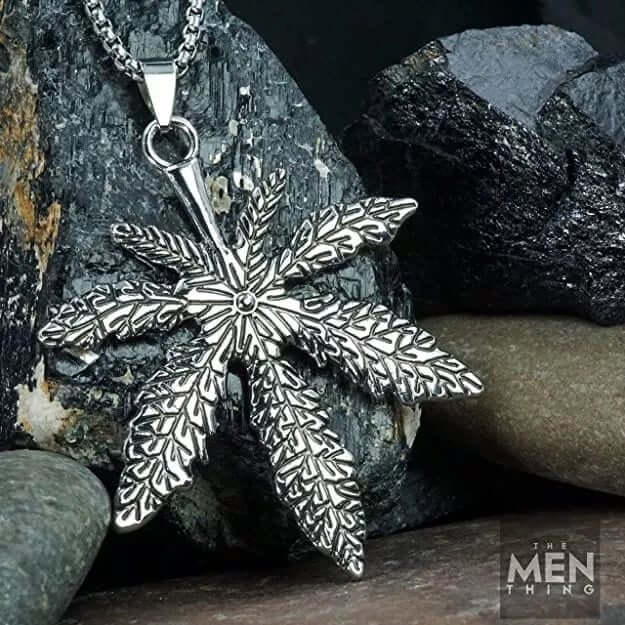 THE MEN THING SS Pendant/ Necklace HEMP-LEAF - Alloy Pendant with Pure Stainless Steel  24inch Round Box Chain, European trending Style for Men & Boys