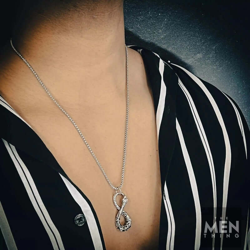 THE MEN THING SS Pendant/ Necklace INFINITY SNAKE -  Alloy Pendant with Pure Stainless Steel 24inch Round Box Chain, European trending Style for Men & Boy