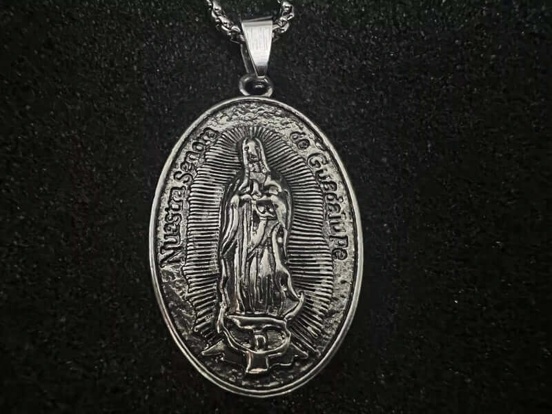 THE MEN THING SS Pendant/ Necklace JESUS CARD - Alloy Pendant with Pure Stainless Steel  24inch Round Box Chain, American trending Style for Men & Boy