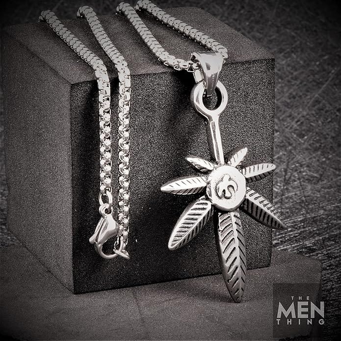 THE MEN THING SS Pendant/ Necklace LEAF OF LIFE - Pure Titanium Steel Pendant with 24inch Round Box Chain for Men & Boys