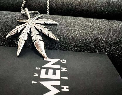 THE MEN THING SS Pendant/ Necklace LEAFEN -  Alloy Pendant with Stainless Steel  24inch Chain