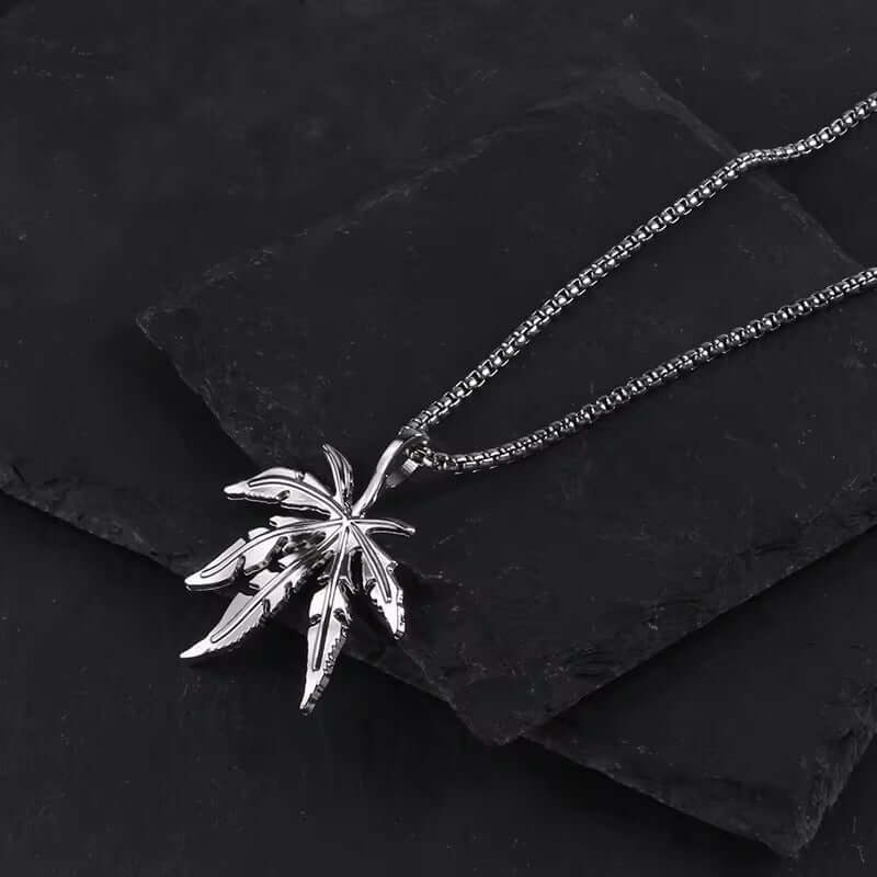 THE MEN THING SS Pendant/ Necklace LEAFEN (T) - Pure Titanium Steel Pendant with Stainless Steel 24inch Round Box Chain, European trending Style for Men & Boy