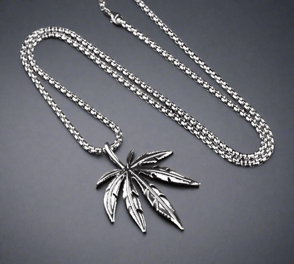 THE MEN THING SS Pendant/ Necklace LEAFEN (T) - Pure Titanium Steel Pendant with Stainless Steel 24inch Round Box Chain, European trending Style for Men & Boy