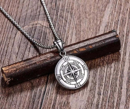 THE MEN THING SS Pendant/ Necklace NAVIGATOR -  Alloy Compass Pendant with Pure Stainless Steel 24inch Round Box Chain, American trending Style for Men & Boy