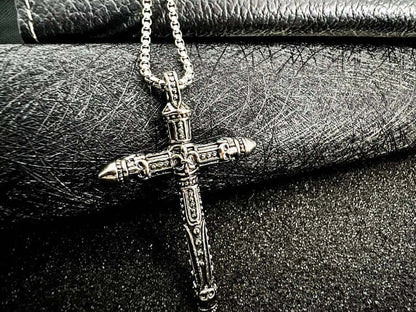 THE MEN THING SS Pendant/ Necklace RED INDIAN CROSS - Alloy Pendant with Pure Stainless Steel 24inch Round Box Chain , Milan trending Style for Men & Boy