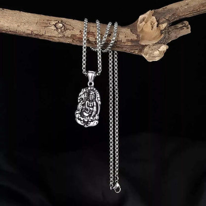 THE MEN THING SS Pendant/ Necklace ROARING PEACE - Alloy Pendant with Pure Stainless Steel 24inch Round Box Chain, American trending Style for Men & Boy