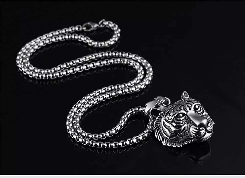 THE MEN THING SS Pendant/ Necklace TIGER HEAD -  Alloy Pendant with Pure Stainless Steel  24inch Round Box Chain, American trending Style for Men & Boy