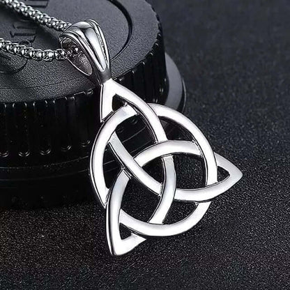 THE MEN THING SS Pendant/ Necklace TRINITY KNOT -  Alloy Pendant with Stainless Steel 24inch Round Box Chain, European trending Style for Men & Boy
