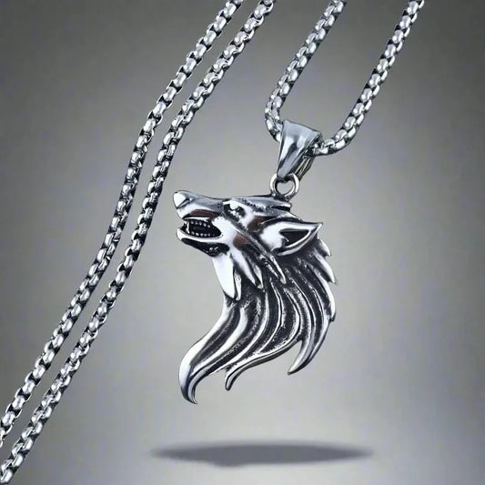 THE MEN THING SS Pendant/ Necklace WATCHING WOLF - Alloy Pendant with Stainless Steel 24inch Round Box Chain, American trending Style for Men & Boy