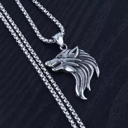 THE MEN THING SS Pendant/ Necklace WATCHING WOLF - Alloy Pendant with Stainless Steel 24inch Round Box Chain, American trending Style for Men & Boy