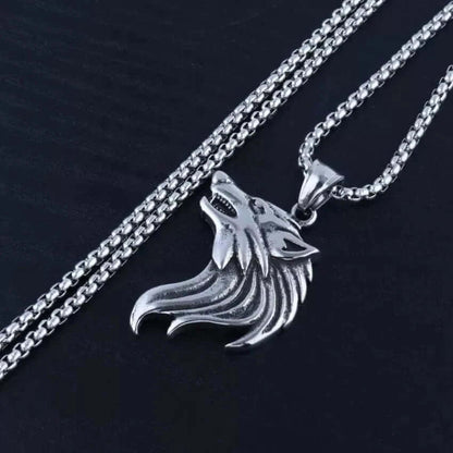 THE MEN THING SS Pendant/ Necklace WATCHING WOLF - Alloy Pendant with Stainless Steel 24inch Round Box Chain, American trending Style for Men & Boy