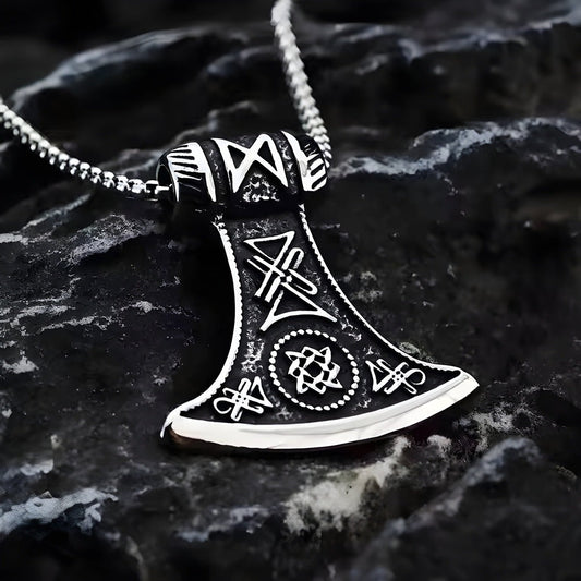 THE MEN THING SS Pendant with Chain ASGARDIAN FANG - Alloy Pendant with Stainless Steel 24inch Round Box Chain, American trending Style for Men & Boy