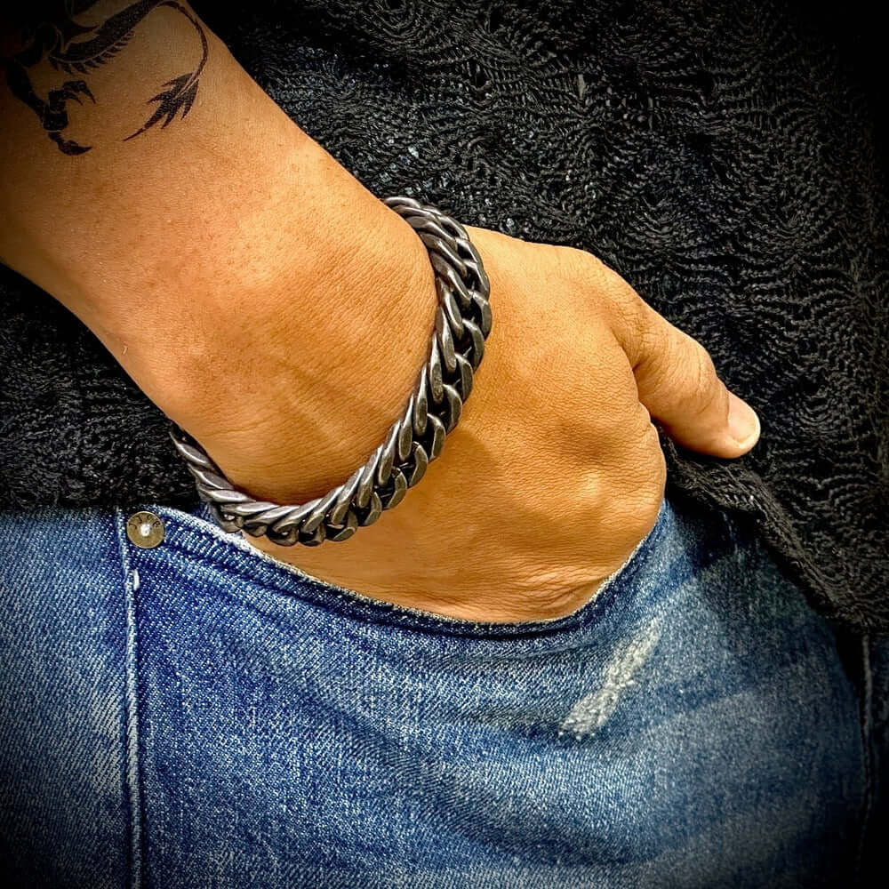 THE MEN THING Steel Bracelets GRAVITAS LINK - 11.5mm Pure Black Titanium Steel Bracelet with Push Button Clasp for Men & Boy (8 inch)