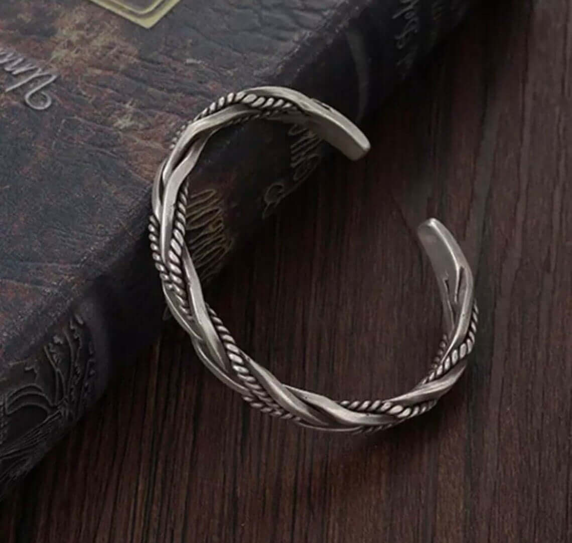 THE MEN THING Steel Bracelets TWISTED TEXTURE - Open Bangle  Bracelet (Adjustable) - Elegant look - 5mm copper for Men & Boys