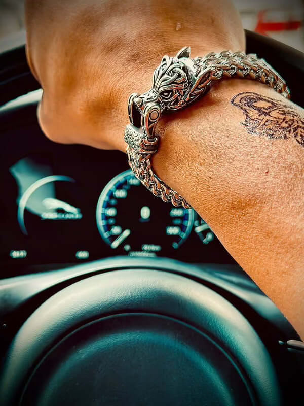THE MEN THING Steel Bracelets VIKING WOLF HEAD -  12mm Pure Titanium Steel Bracelet, American trending Style -  Norse Bracelet for Men & Boys (8inch)