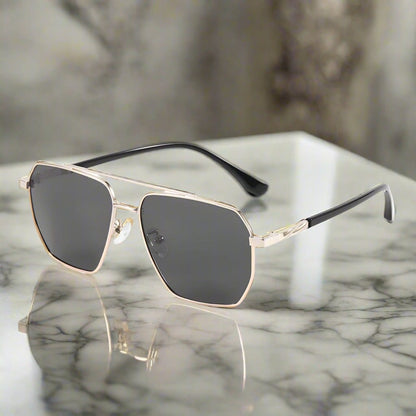 THE MEN THING Sunglasses J3337- SPECTRA NOIR- HD Polarised Sunglasses for Men - UV400 Protection, Stainless Steel Frame - Light Gold Frame with Black Lens